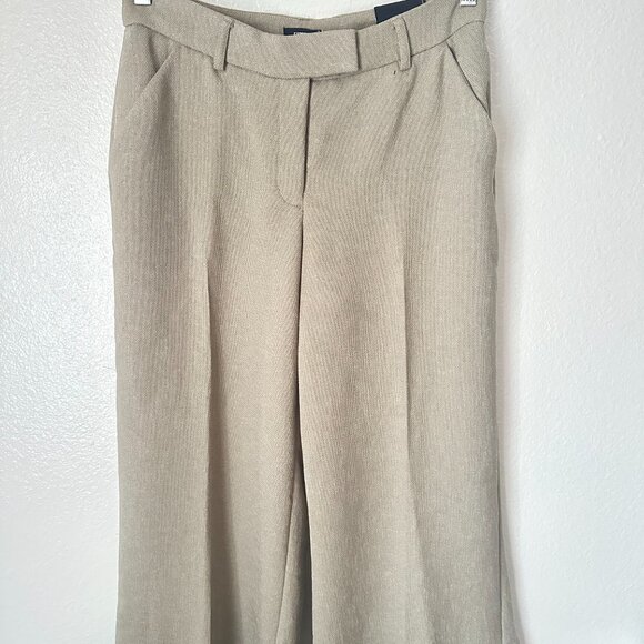 Editor Mid Rise Cropped Wide Leg Pant - Picture 2 of 4